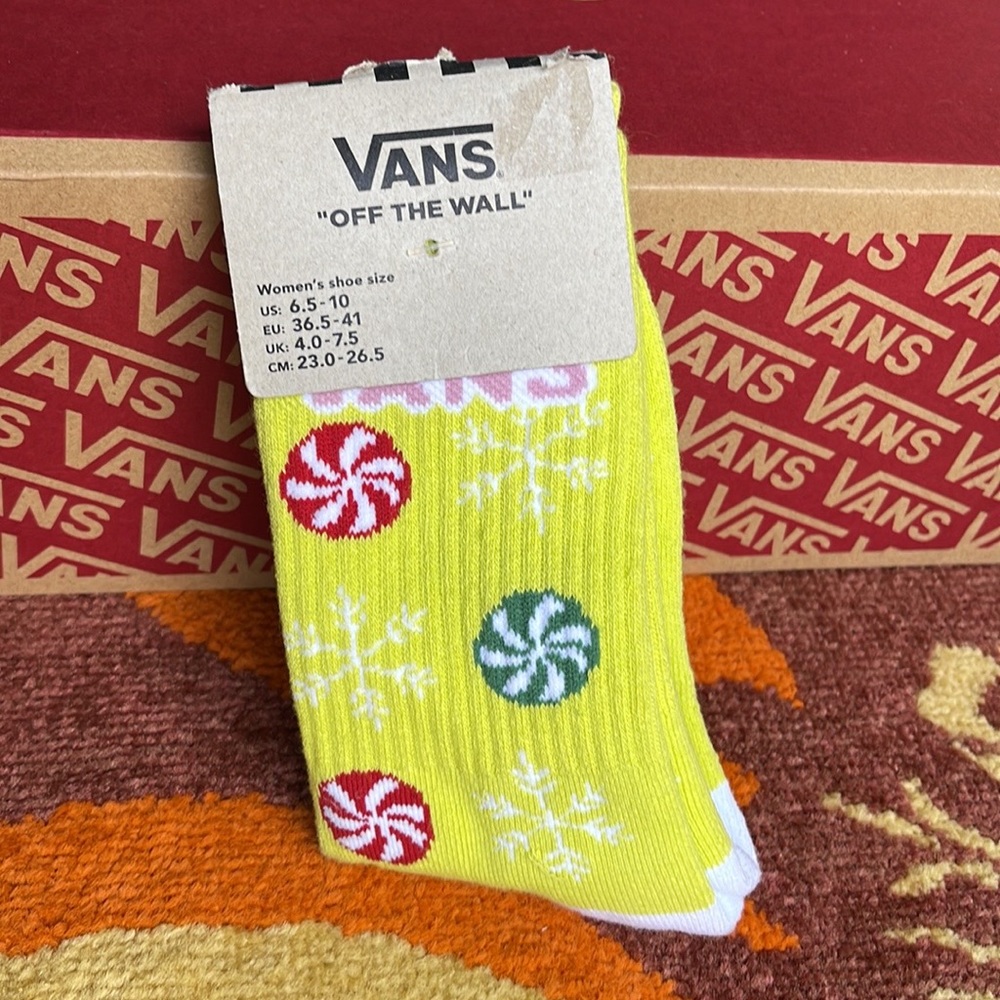 VANS “Off The Wall” Women’s socks  
NWT - Picture 2 of 16